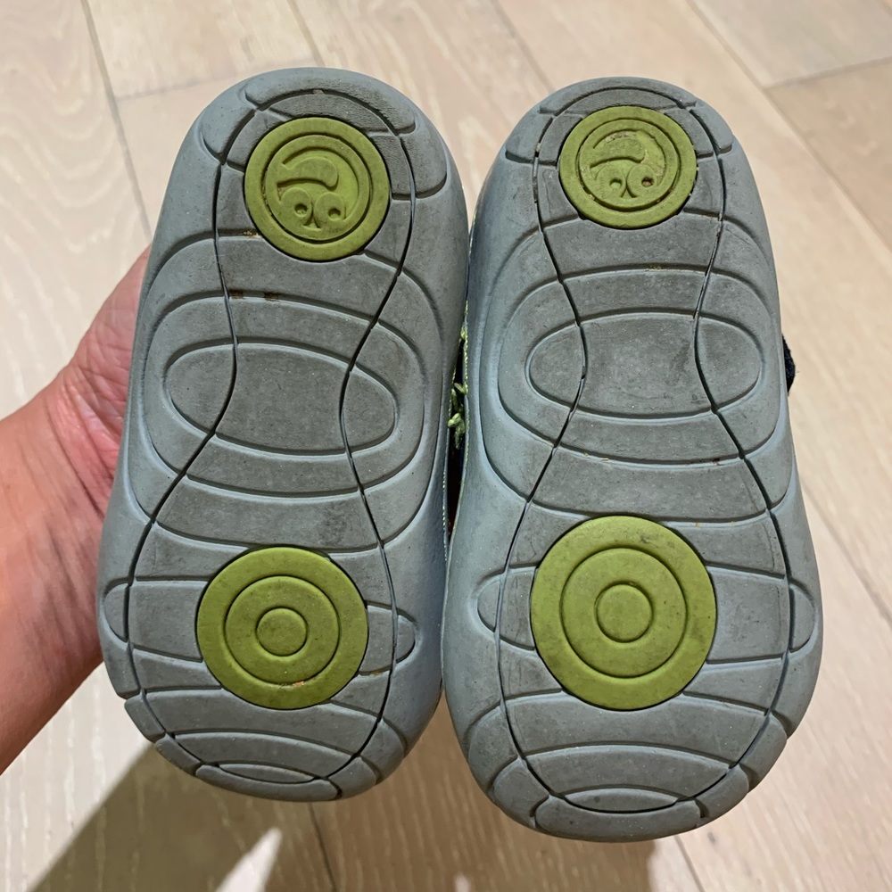 Toddler sneakers - Picture 3 of 4